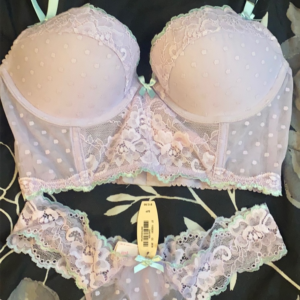 Victoria’s Secret longline Demi bra and thong